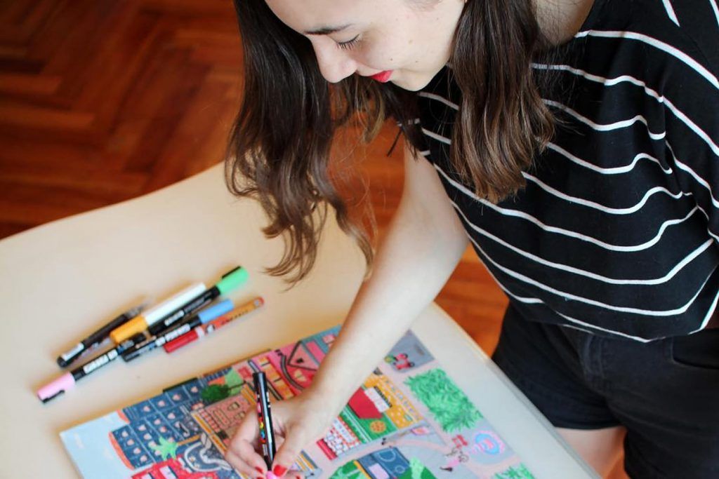 La lista definitiva de las ilustradoras chilenas que debes seguir